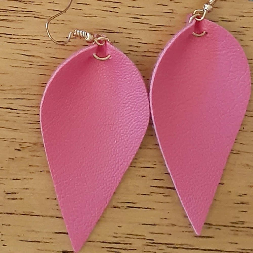 Earrings - Picture 4 of 4